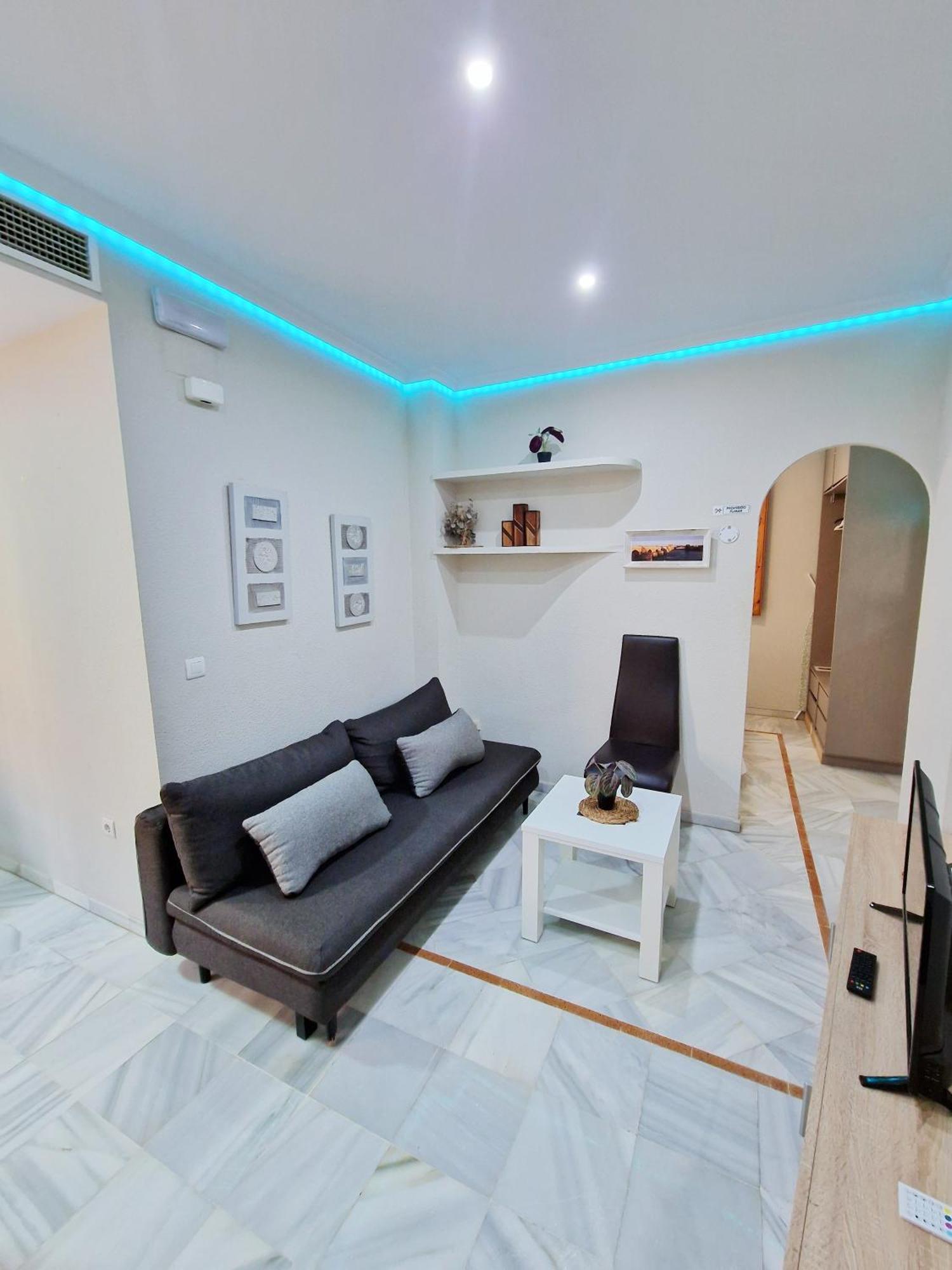 Apartamento Completo Plaza De Las Tendillas - Parking Privado - Alojamientos El Duque コルドバ エクステリア 写真